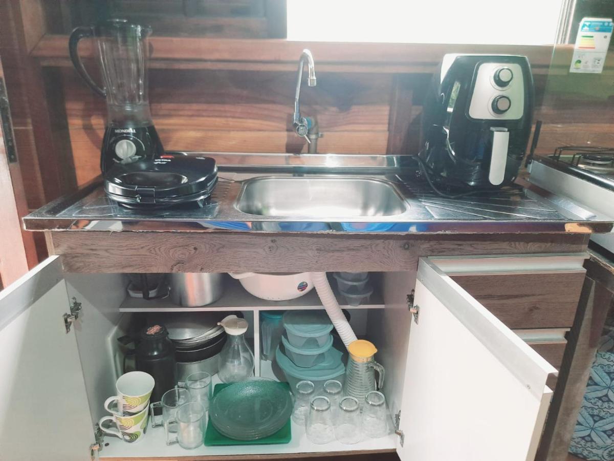 827 Chale Pe Na Areia, Completo Na Praia Do Estaleiro Em Ubatuba - 1 Dormitorio, 1 Banheiro, 1 Vaga De Garagem Екстериор снимка